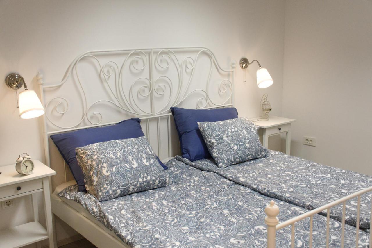 Apartment Anna - Free Pickup From Or Dropoff To Zagreb Airport At Any Time, Please Give Three Days Advance Notice - Long-Term Parking With Airport Transport Possibility Velika Gorica Esterno foto